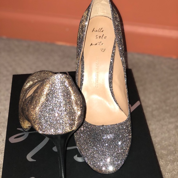 Sparkly Heels -banana republic - Picture 3 of 5